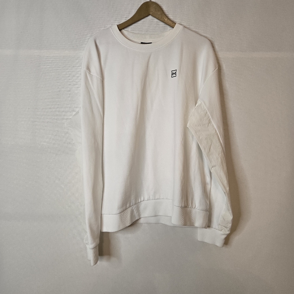 Under Armour Men's Size XXL White crew neck shirt with detail mesh sleeves